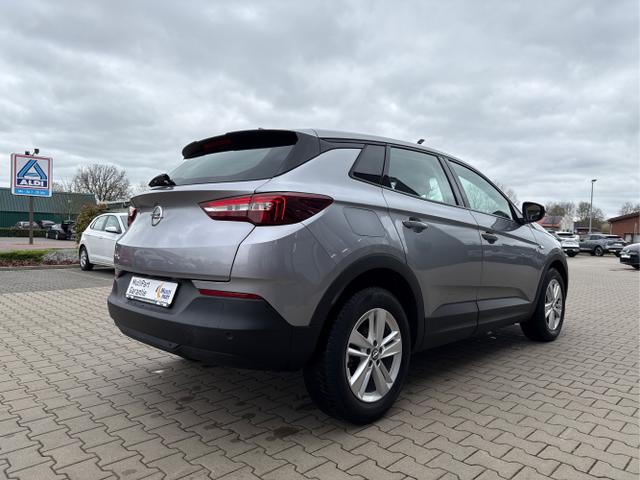Opel / Grandland / Grau / / / Grandland X 1.2 Turbo Aut. Edition LED+Navi+PDC