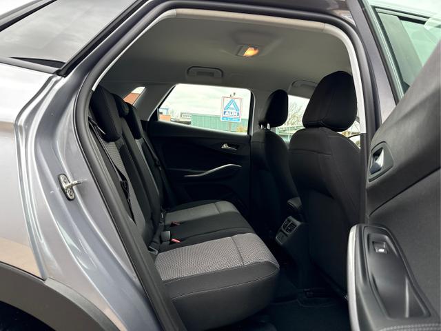Opel / Grandland / Grau / / / Grandland X 1.2 Turbo Aut. Edition LED+Navi+PDC