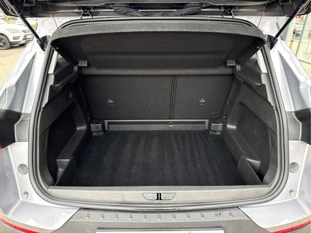 Opel / Grandland / Grau / / / Grandland X 1.2 Turbo Aut. Edition LED+Navi+PDC