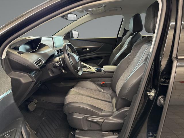 Peugeot 5008 1.5 BlueHDi 130 Allure LED+Kamera+7-Sitze 