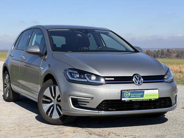 Volkswagen e-Golf - 36kWh Active Info Fahrassistenz+ RFK W&auml;rmepumpe