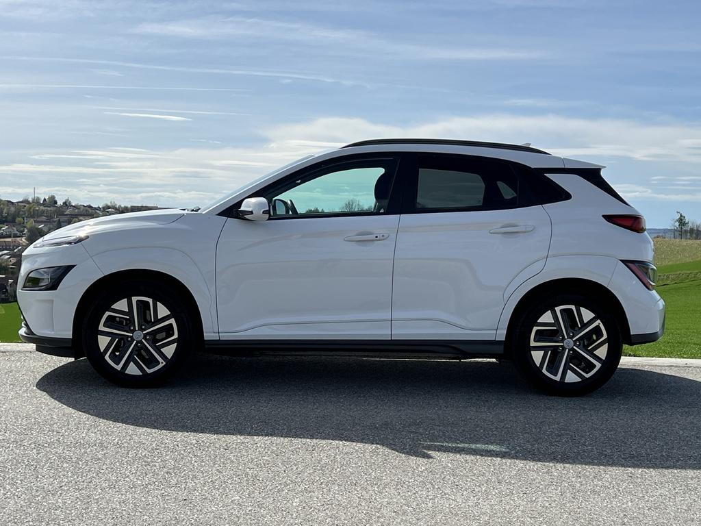 Hyundai KONA Edition 30+ 39 kWh Wärmepumpe 3phasig Bluelink