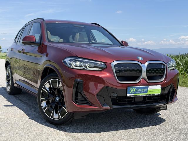 BMW iX3 - Impressive 74kWh HuD 360 adapt. LED