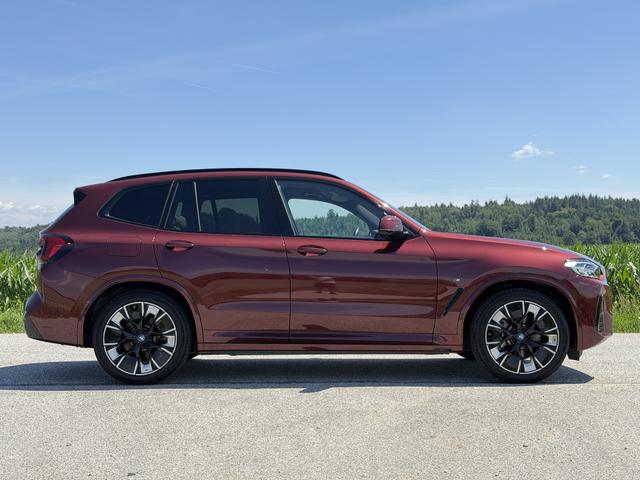 BMW iX3 Impressive 74kWh HuD 360 adapt. LED 
