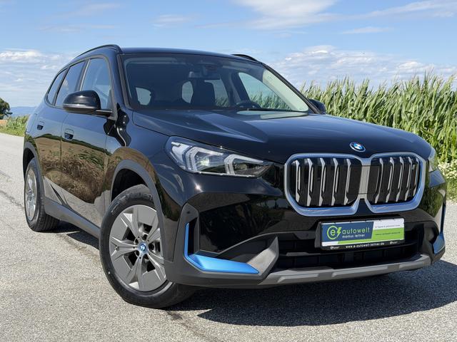 BMW iX1 - xDrive30 64,7kWh Premiumpak. Dr.Ass.Plus Sportsitze