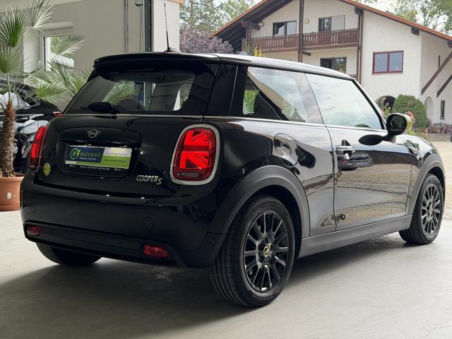 MINI Cooper SE Classic Trim 32,6kWh Premium Plus Pano HuD 