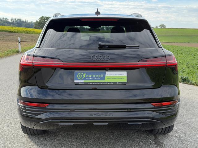Audi Q8 e-tron 50 quattro advanced Optik schwarz plus S-Line Tour HeadUp 