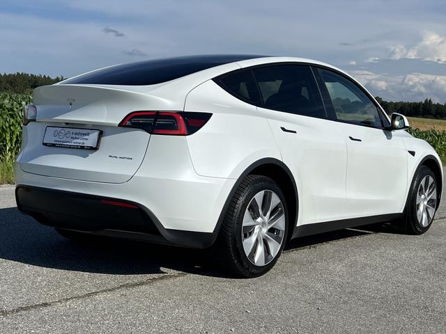 Tesla Model Y Long Range Dual Motor Ryzen 1. Hd. Matrix Mwst. 