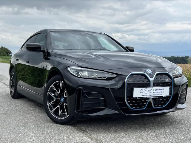 BMW i4 - eDrive35 M Sport AHK ACC Glasdach Memory