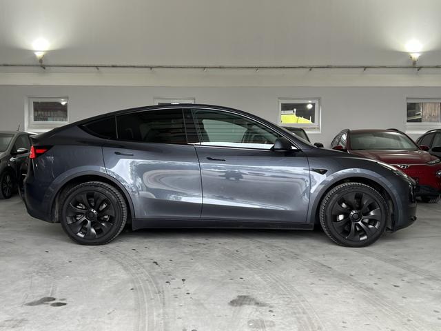 Tesla Model Y Long Range Dual Motor USS Ryzen 