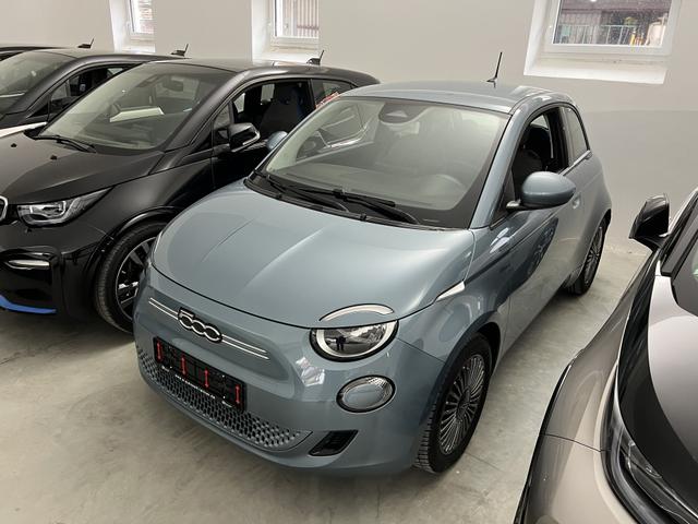 Fiat 500e Icon 42kWh Sitzheizung DAB CCS 