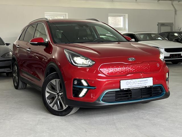 Kia Niro - e-Niro 64 kWh Spirit Leder 3phasig ACC LED Memory