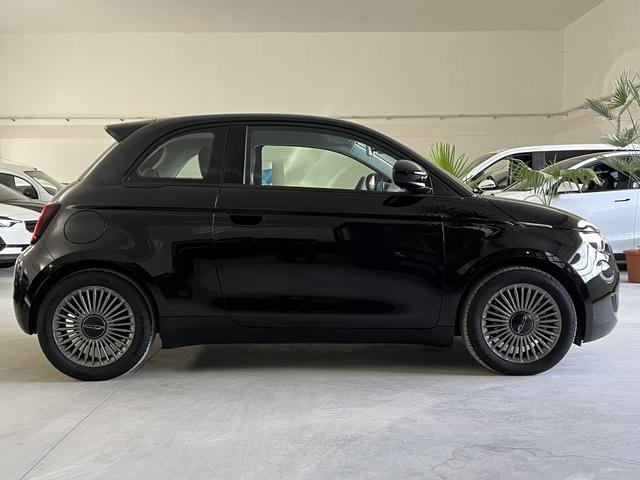 Fiat 500e Icon 42 kWh Sitzheizung EyePark Keyless 
