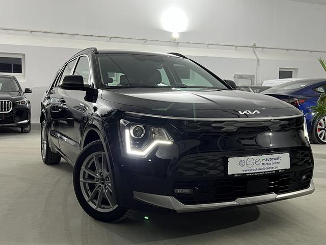 Kia Niro - EV Vision 64kWh Wärmepumpe V2L ACC PDC RFK