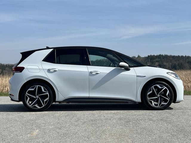 Volkswagen ID.3 Tour 77kWh Pro S HeadUp ErgoComfortSitze Matrix-LED 
