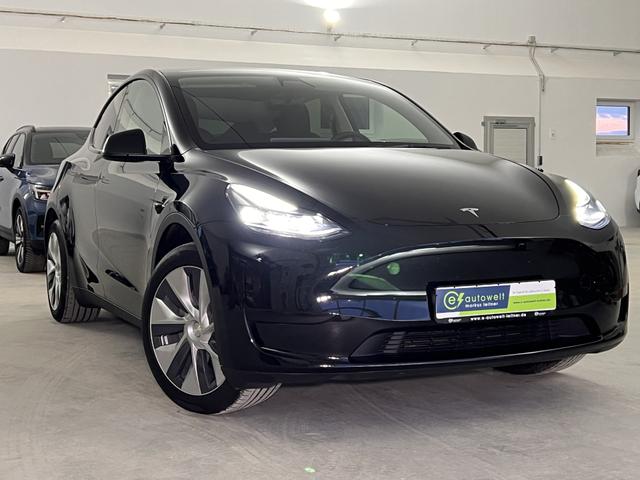 Tesla Model Y - 60kWh LFP AHK Matrix19" ACC Panoramadach
