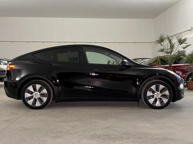 Tesla Model Y 60kWh LFP AHK Matrix19" ACC Panoramadach 