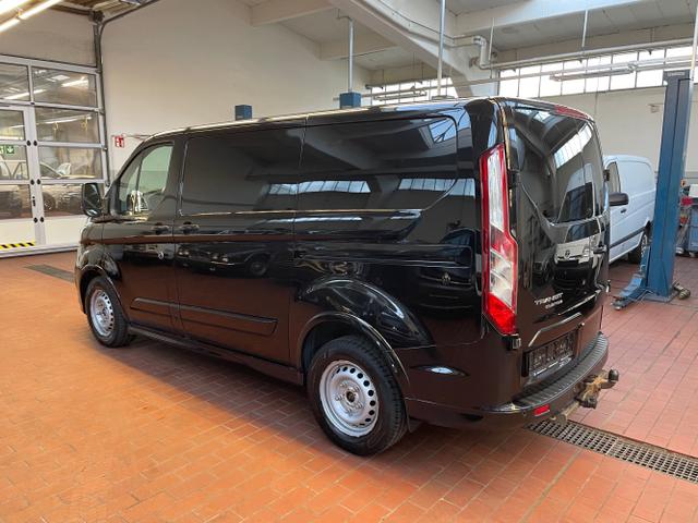 Ford / Transit / Schwarz / / / Sport 2.0TDCI 185PS Automatik Navi Xenon Klima SHZ AHK 