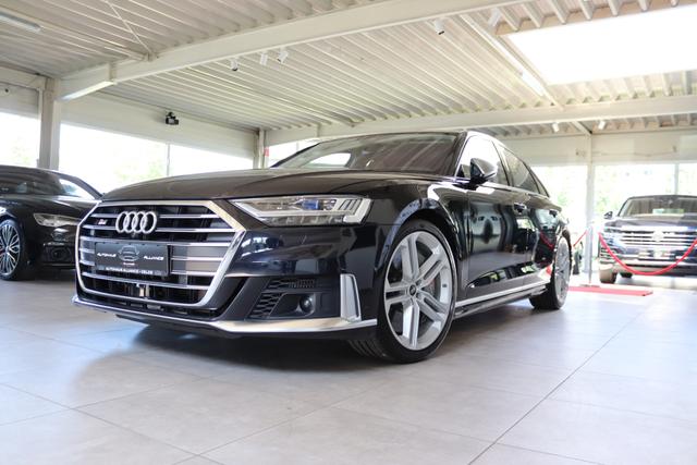 Audi S8 - 4.0 TFSI quattro