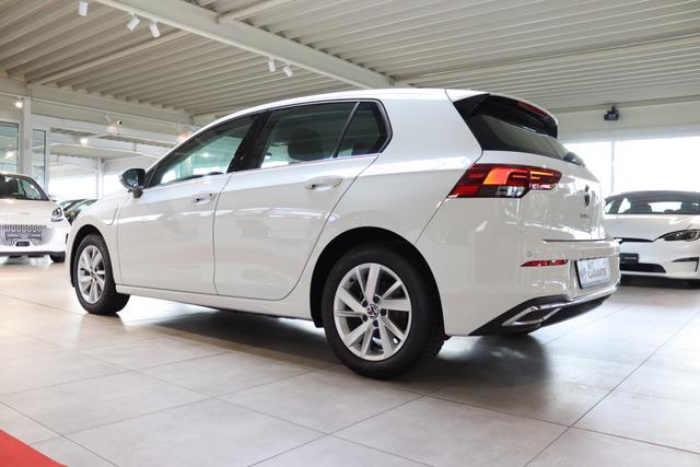 Volkswagen Golf VIII 1.4 eHybrid Style 