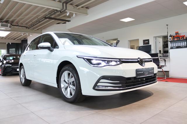 Volkswagen Golf VIII 1.4 eHybrid Style 