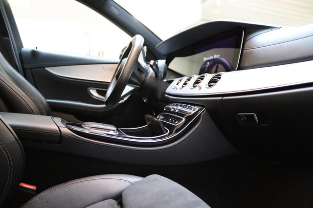 Mercedes-Benz E-Klasse E 300 de AMG Line 