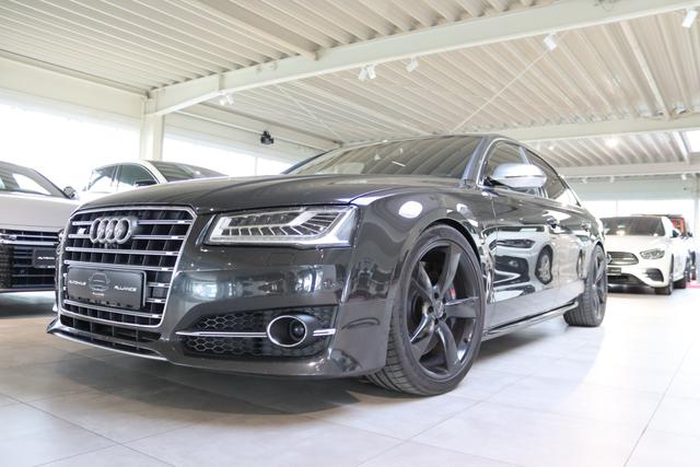 Audi S8 - 4.0 TFSI quattro