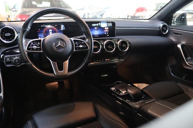 Mercedes-Benz CLA Shooting Brake 200 d SB Progressive 