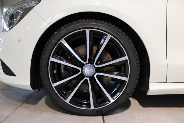 Mercedes-Benz CLA Shooting Brake 250 Urban 4Matic 