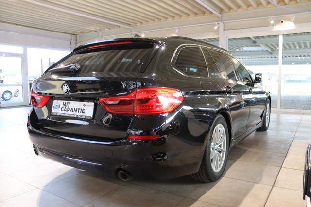 BMW 5er Touring 530 d xDrive Sport Line 