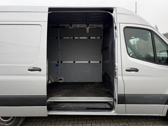 Mercedes-Benz Sprinter III HKa 315 CDI RWD 