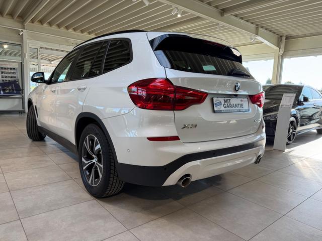 BMW X3 xDrive30e Advantage 