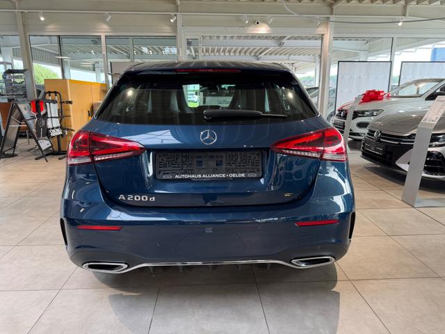 Mercedes-Benz A-Klasse A 200 d AMG Line 
