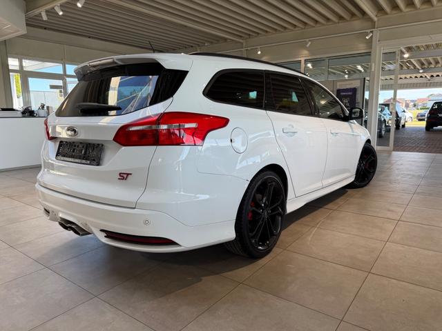 Ford Focus Turnier ST 2.0 TDCi 