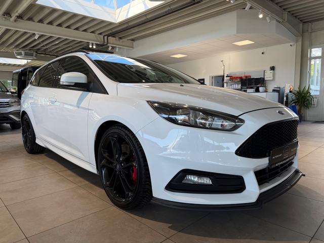 Ford Focus Turnier ST 2.0 TDCi 