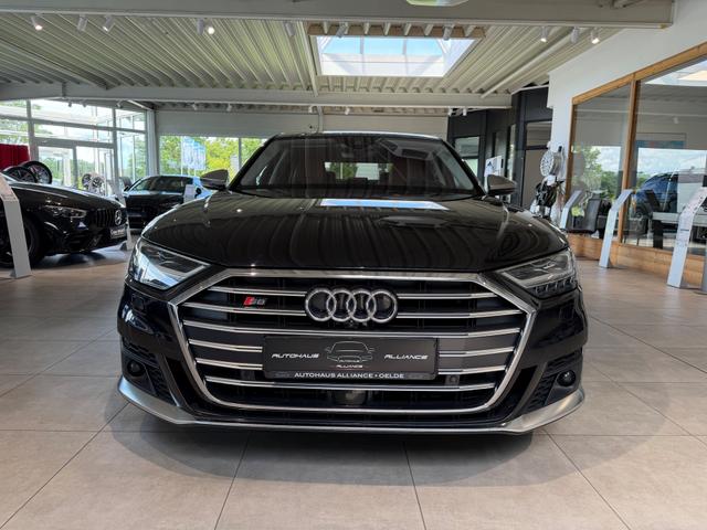 Audi S8 4.0 TFSI quattro 