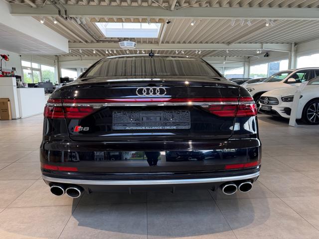 Audi S8 4.0 TFSI quattro 
