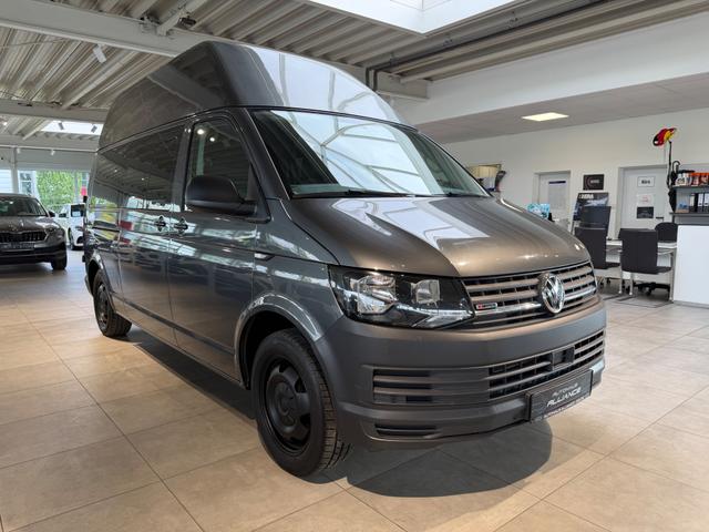 Volkswagen T6 Transporter 2.0 TDI 4Motion Kombi lang Rollstuhl Behindertengerecht 