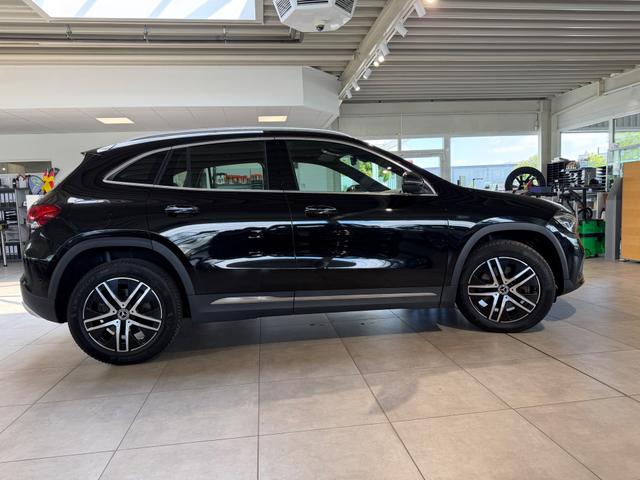 Mercedes-Benz GLA 250 e Progressive 