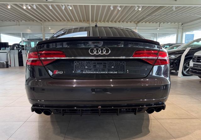 Audi S8 4.0 TFSI quattro 