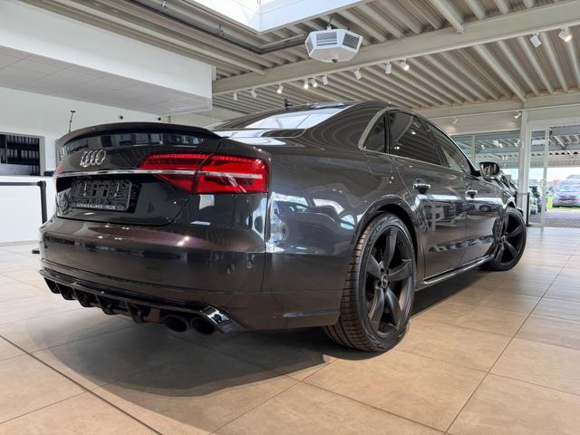 Audi S8 4.0 TFSI quattro 