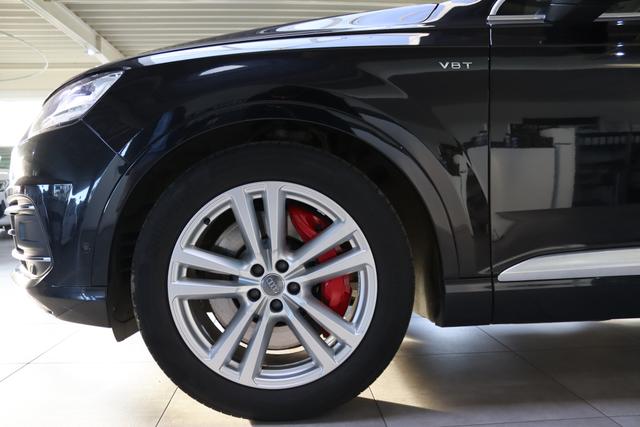 Audi SQ7 4.0 TDI quattro 
