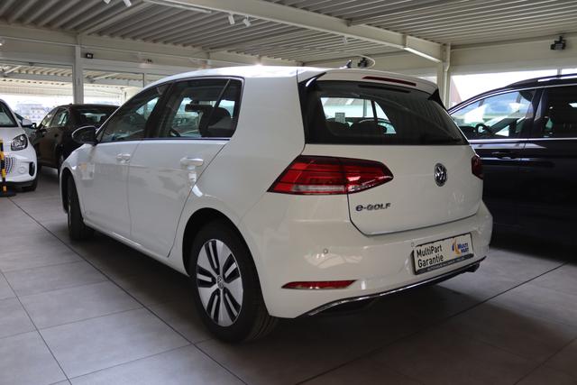 Volkswagen Golf VII e-Golf 