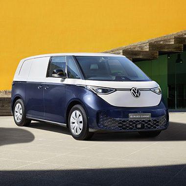 Volkswagen ID. BUZZ - ID Cargo Pro Voll Elektrisch 210 kW (286 PS) Automatik, Metallfarbe Silber, Heckflügeltüren, Ladekabel Mode 2 und 3, 5 Jhare Werksgarantie oder 100.000 km