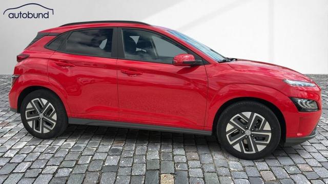 Hyundai KONA Elektro Trend 2WD II Alu HUD KA LED LINK LRH NAV NBA P 