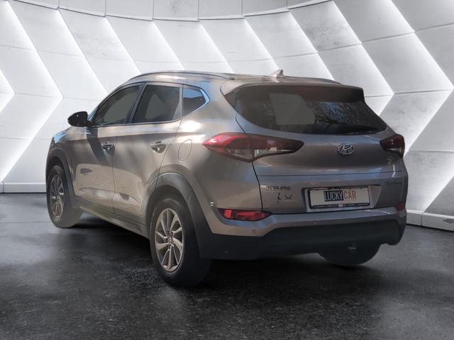 Hyundai TUCSON 1.6 AHK//NAVI//KAMERA//T&Uuml;V NEU//GARANTIE//WINTERR&Auml;DER 
