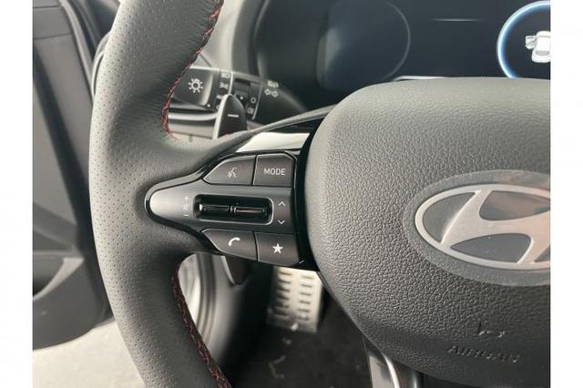 Hyundai i30 Kombi (N-Line) 1.5 T-GDI 103kW (140 PS) 7-Gang-DCT 