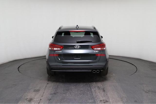 Hyundai i30 Kombi (N-Line) 1.5 T-GDI 103kW (140 PS) 7-Gang-DCT 