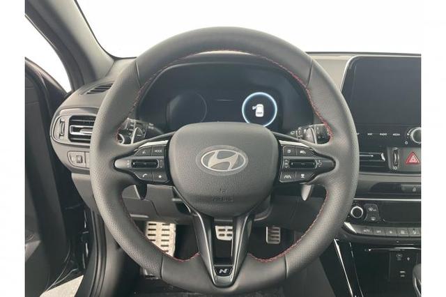 Hyundai i30 Kombi (N-Line) 1.5 T-GDI 103kW (140 PS) 7-Gang-DCT 