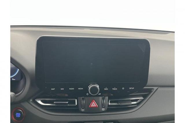 Hyundai i30 Kombi (N-Line) 1.5 T-GDI 103kW (140 PS) 7-Gang-DCT 